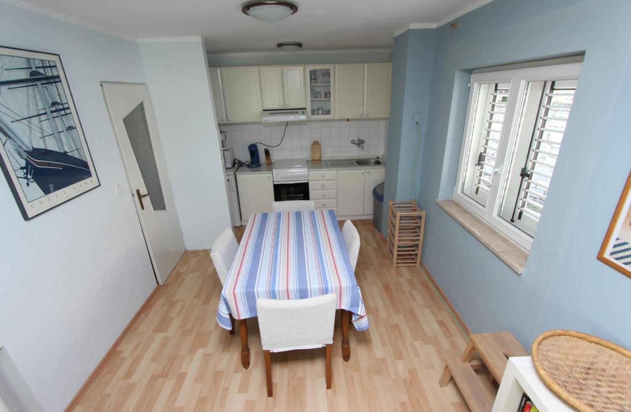 Apartment Maestral Rovinj Buitenkant foto