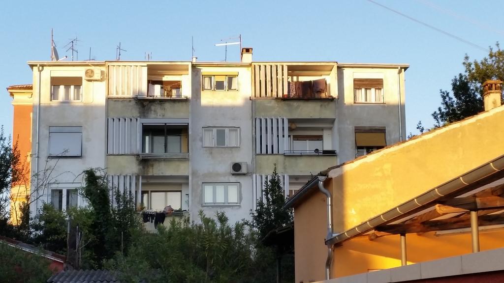 Apartment Maestral Rovinj Buitenkant foto